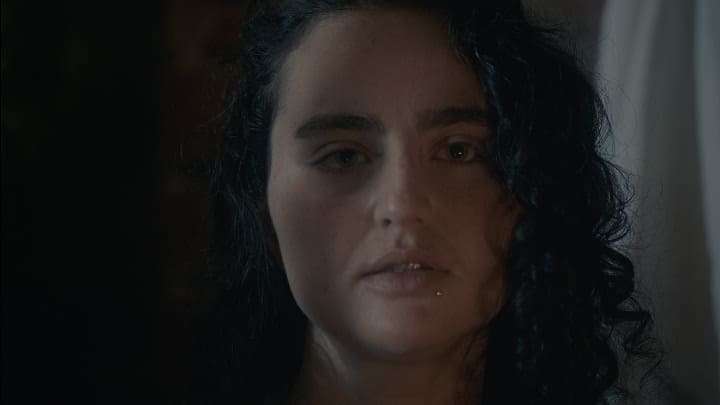 『約束されていないジャスミンの庭』スチール